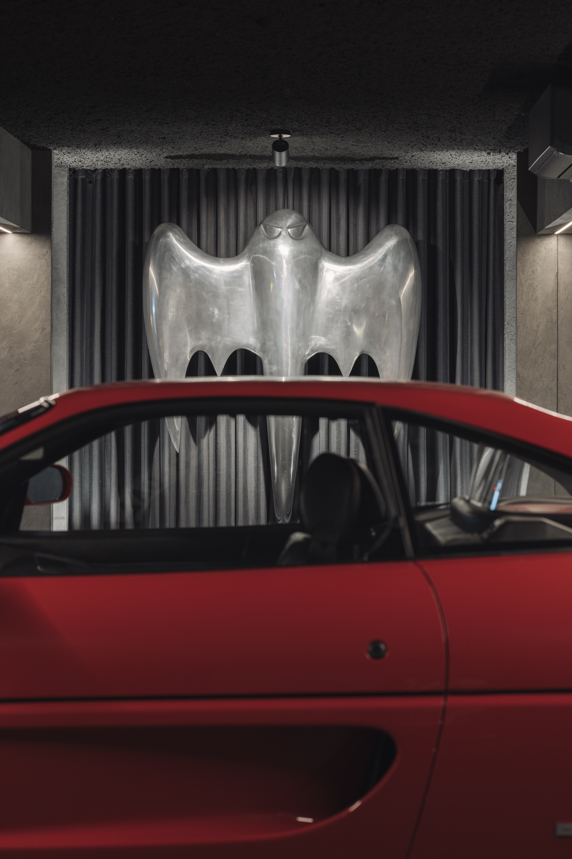 Ghost /7 gallery image 4